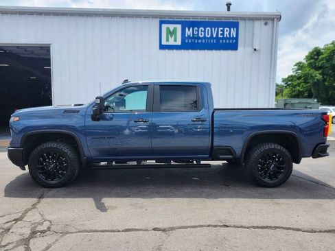 Used 2026 Chevrolet Silverado 3500 LT w/ Trail Boss Package AWD/4WD image 2