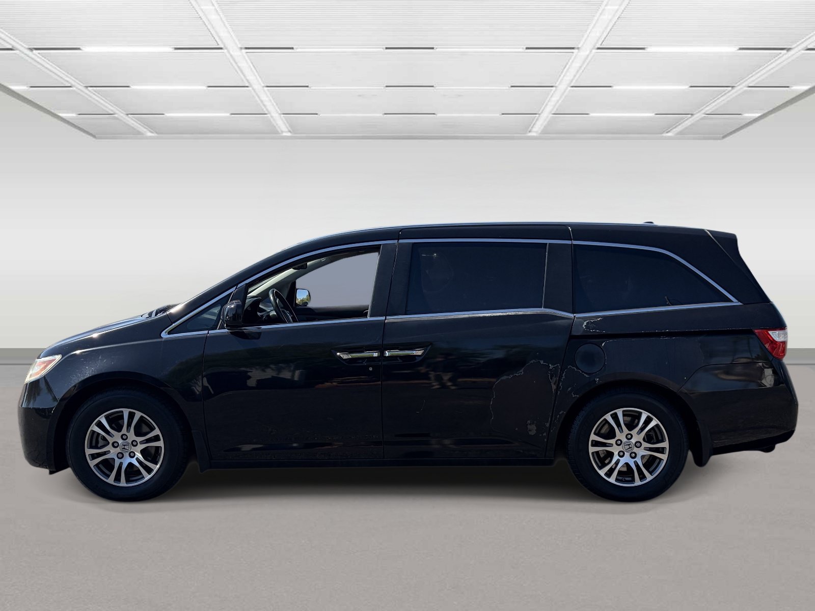 Used 2013 Honda Odyssey EX-L image 2