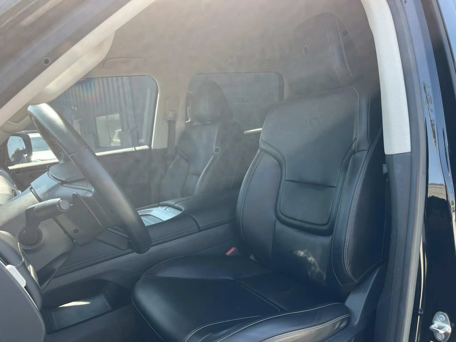 Used 2025 Nissan Armada SV RWD image 27