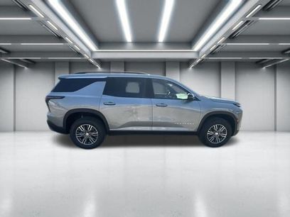 New 2027 Chevrolet Traverse LT w/ Driver Confidence Package
