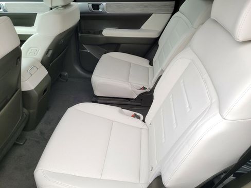 New 2025 Hyundai Santa Fe Calligraphy image 8