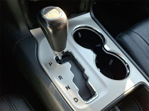 Used 2013 Jeep Grand Cherokee Laredo image 15