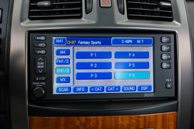 Used 2006 Cadillac XLR RWD image 37