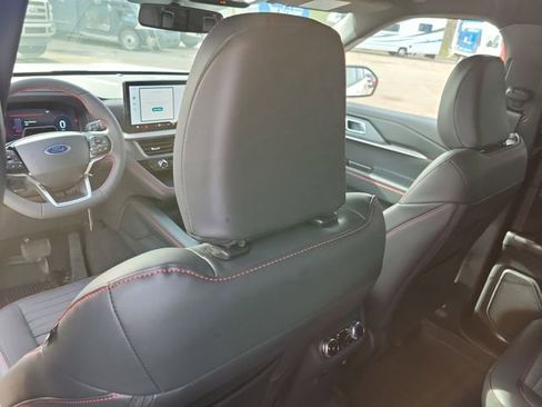 New 2026 Ford Explorer ST-Line w/ ST-Line Street Pack image 14