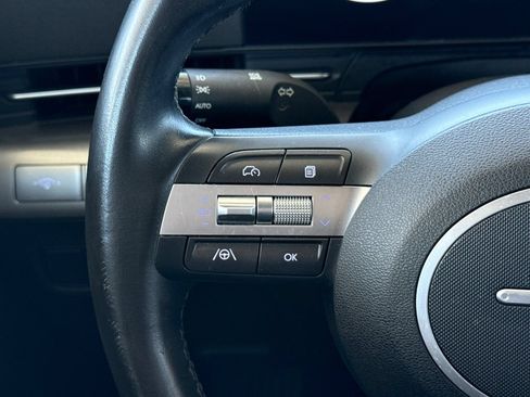 Used 2024 Hyundai Kona SEL FWD image 32