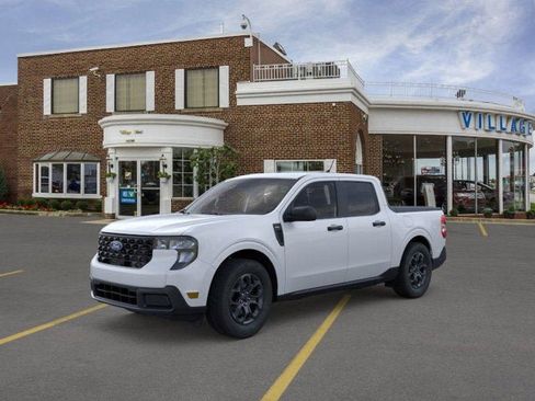 New 2025 Ford Maverick XLT image 26