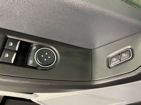 Used 2024 Ford F250 XL w/ XL Chrome Package image 31