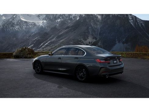 New 2026 BMW 330i xDrive Sedan AWD/4WD image 2