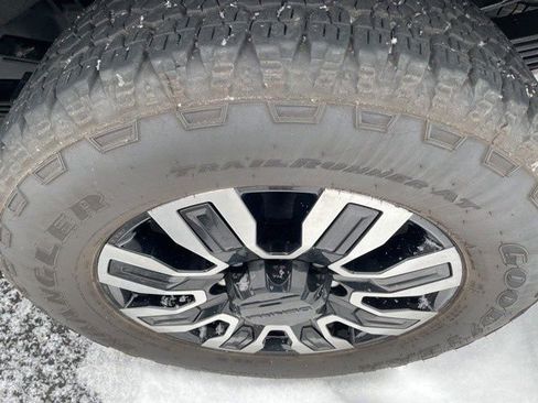 Used 2025 GMC Sierra 2500 Denali Ultimate w/ Max Trailering Package image 32