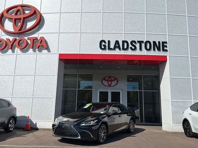 Used 2025 Lexus ES 300h w/ Premium Package