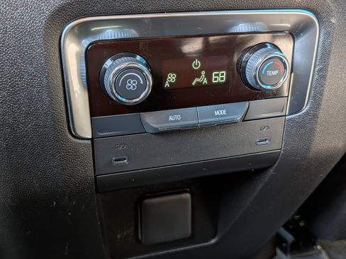 Certified 2025 Chevrolet Tahoe LT AWD/4WD image 14