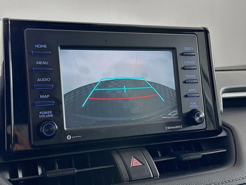 Used 2020 Toyota RAV4 XLE w/ Convenience Package image 23