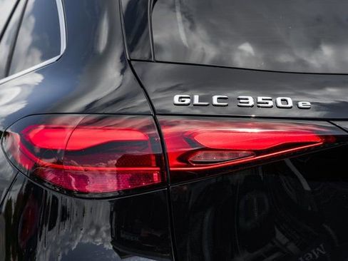 New 2025 Mercedes-Benz GLC 350e 4MATIC image 7