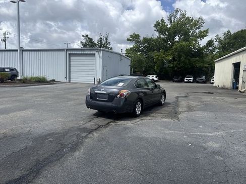 Used 2009 Nissan Altima 2.5 SL w/ SL Pkg FWD image 5