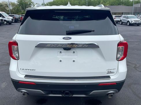 Used 2022 Ford Explorer Limited w/ Equipment Group 301A AWD/4WD image 4
