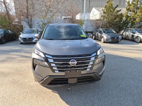 New 2026 Nissan Rogue SV image 3