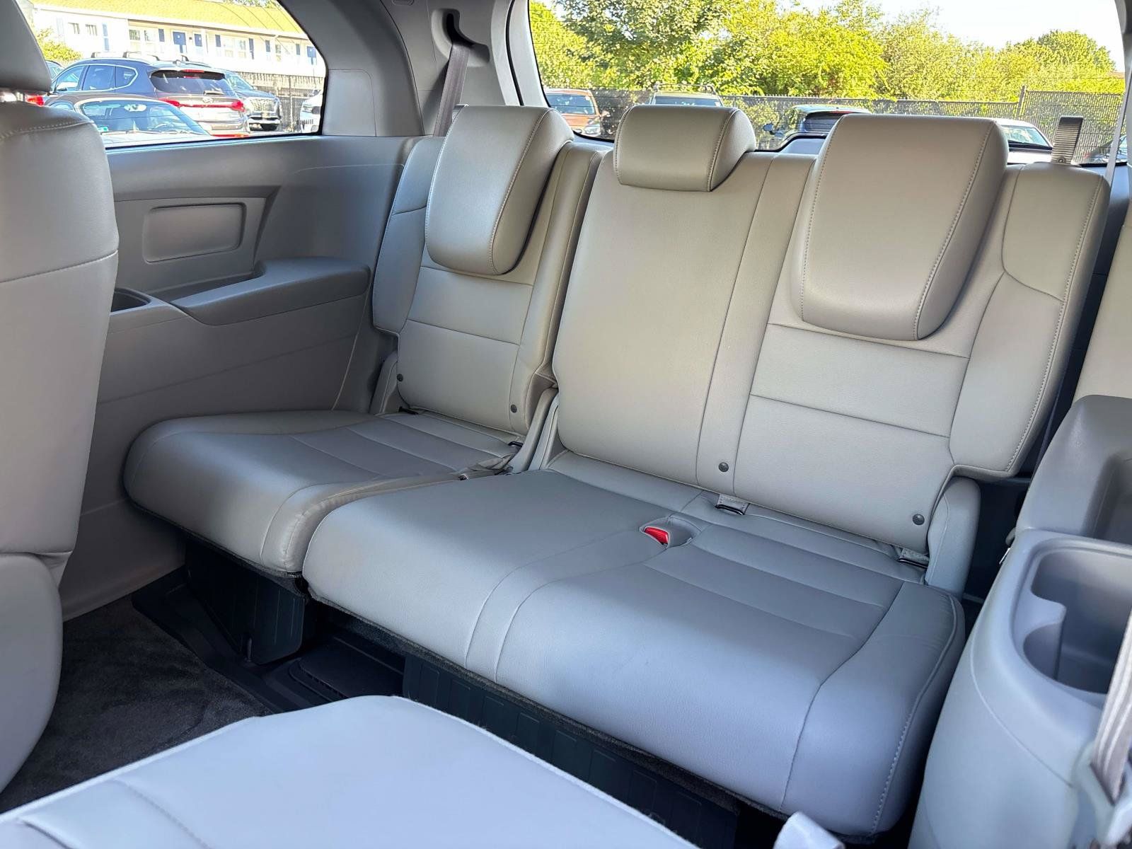 Used 2015 Honda Odyssey EX-L image 10