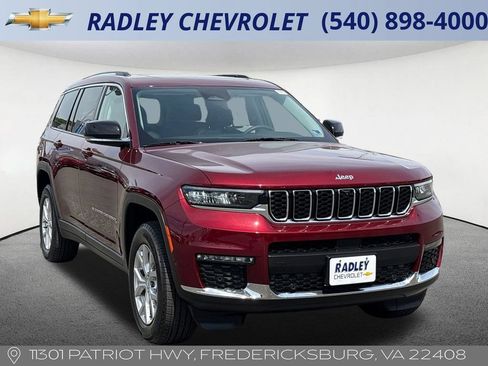 Used 2023 Jeep Grand Cherokee L Limited w/ Luxury Tech Group II AWD/4WD image 22