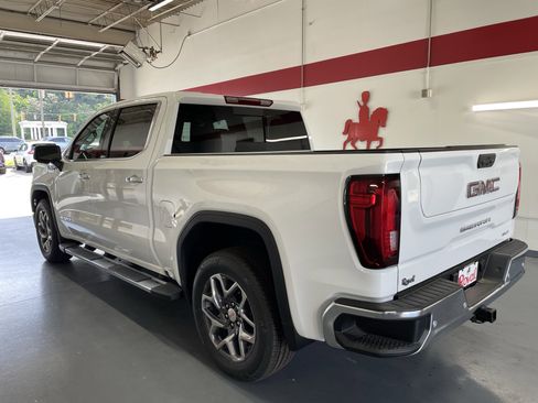 New 2026 GMC Sierra 1500 SLT w/ SLT Premium Plus Package RWD image 6