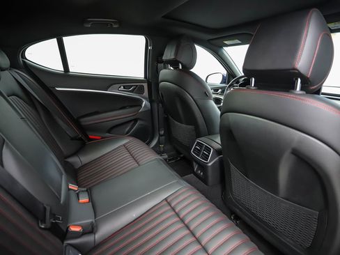 Used 2025 Genesis G70 3.3T Advanced image 25