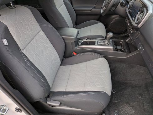 Used 2023 Toyota Tacoma TRD Sport image 23