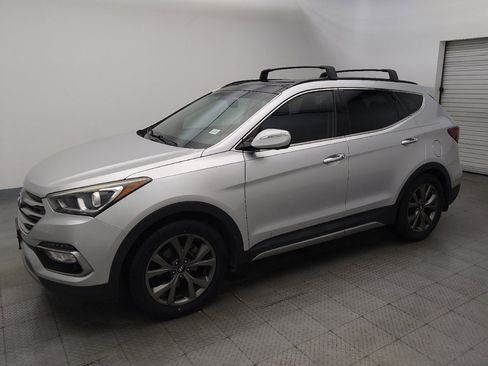Used 2018 Hyundai Santa Fe Sport image 2