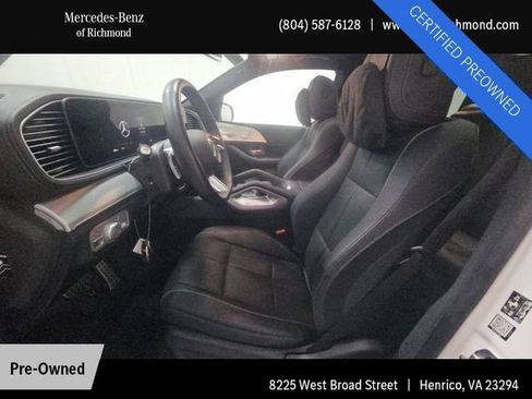 Used 2025 Mercedes-Benz GLS 580 4MATIC image 5