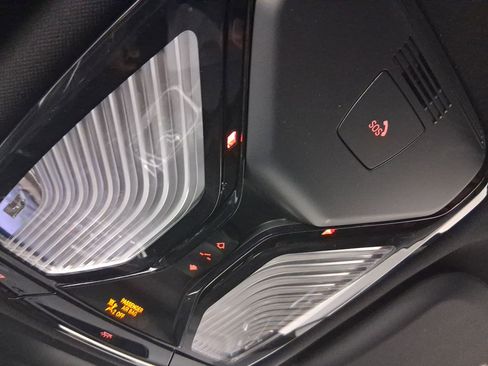 Certified 2023 BMW X4 xDrive30i image 27