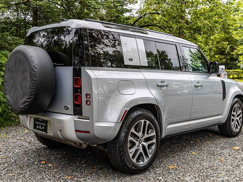 Used 2022 Land Rover Defender 110 XS Edition image 6