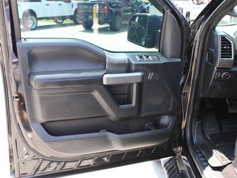 Used 2017 Ford F150 XLT w/ Equipment Group 302A Luxury AWD/4WD image 37