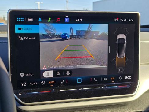 New 2026 Volkswagen ID.4 Pro AWD/4WD image 24