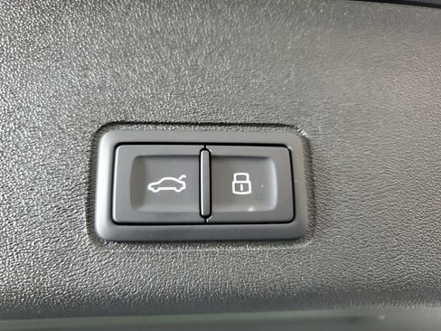 New 2026 Audi Q3 quattro 2.0T AWD/4WD image 10