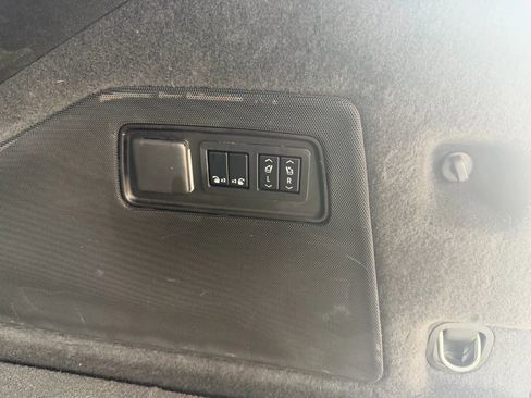 Used 2021 Cadillac Escalade ESV Sport w/ Driver Assist Tech Package image 17