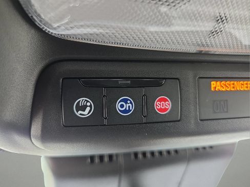 Certified 2024 Chevrolet Colorado Trail Boss w/ Advanced Trailering Package AWD/4WD image 24