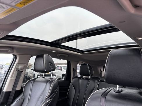 Used 2023 Acura MDX SH-AWD w/ Advance Package image 29