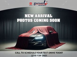 Used 2018 Toyota Corolla LE image 1