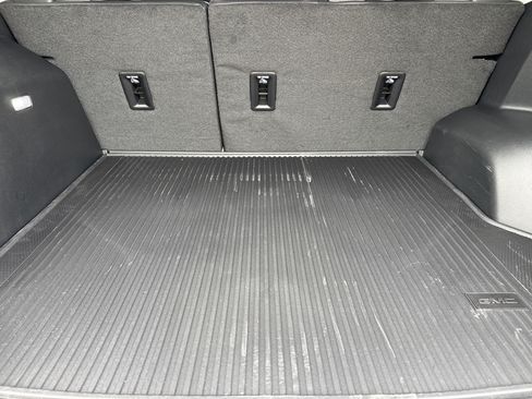 New 2026 GMC Terrain Denali w/ LPO, Floor Liner Package image 33