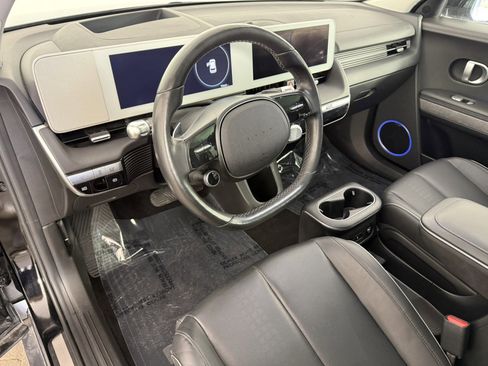 Used 2024 Hyundai Ioniq 5 Limited image 17