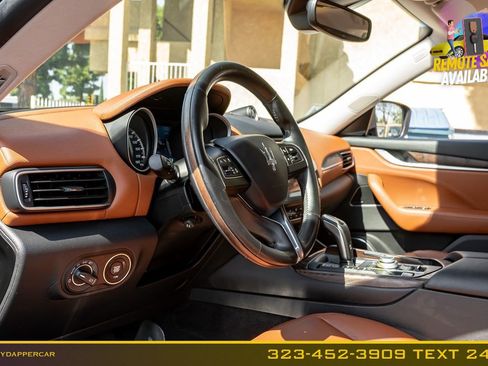 Used 2019 Maserati Levante AWD/4WD image 10