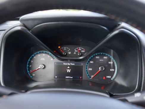 Used 2022 GMC Canyon AT4 w/ Trailering Package AWD/4WD image 11