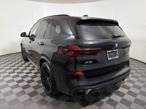 Certified 2024 BMW X5 xDrive40i w/ M Sport Package AWD/4WD image 5