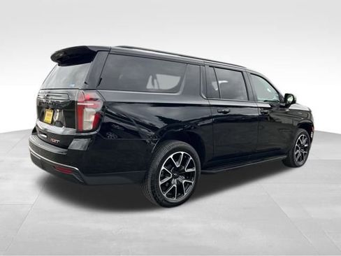 Used 2021 Chevrolet Suburban RST w/ Luxury Package image 10