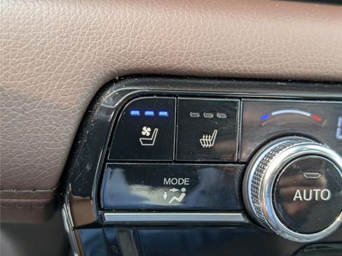 Used 2023 Honda Pilot Elite image 31