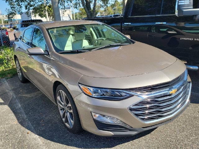 Used 2024 Chevrolet Malibu LT FWD image 2