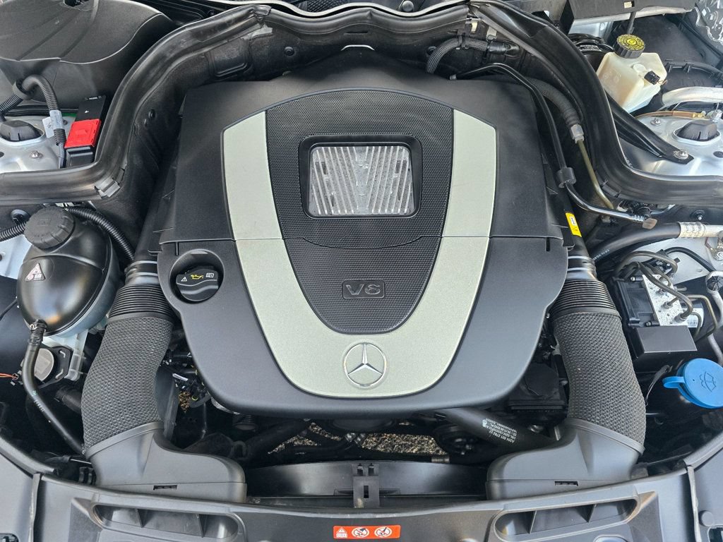 Used 2011 Mercedes-Benz C 300 4MATIC Sedan image 24