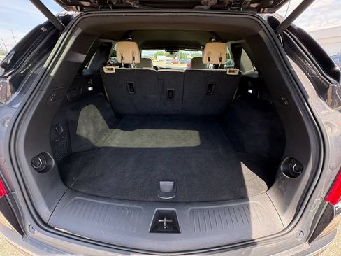 Used 2018 Cadillac XT5 FWD image 24