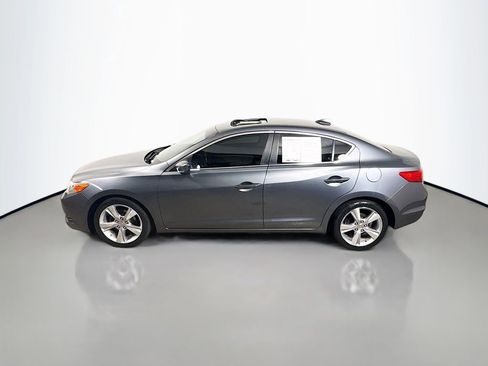 Used 2013 Acura ILX w/ Premium Package image 4