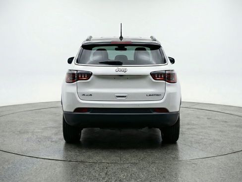 Used 2025 Jeep Compass Limited AWD/4WD image 7