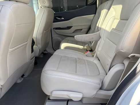 Used 2023 GMC Acadia Denali w/ Denali Ultimate Package image 29