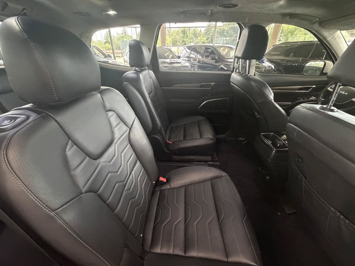 Used 2022 Kia Telluride SX w/ SX Prestige Package AWD/4WD image 28